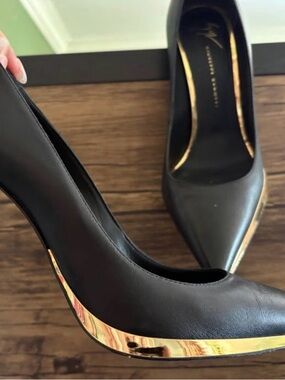 Giuseppe Zanotti Black Leather Pointed Toe Pumps with Gold Accent